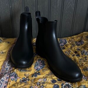 Women’s Rain Boots